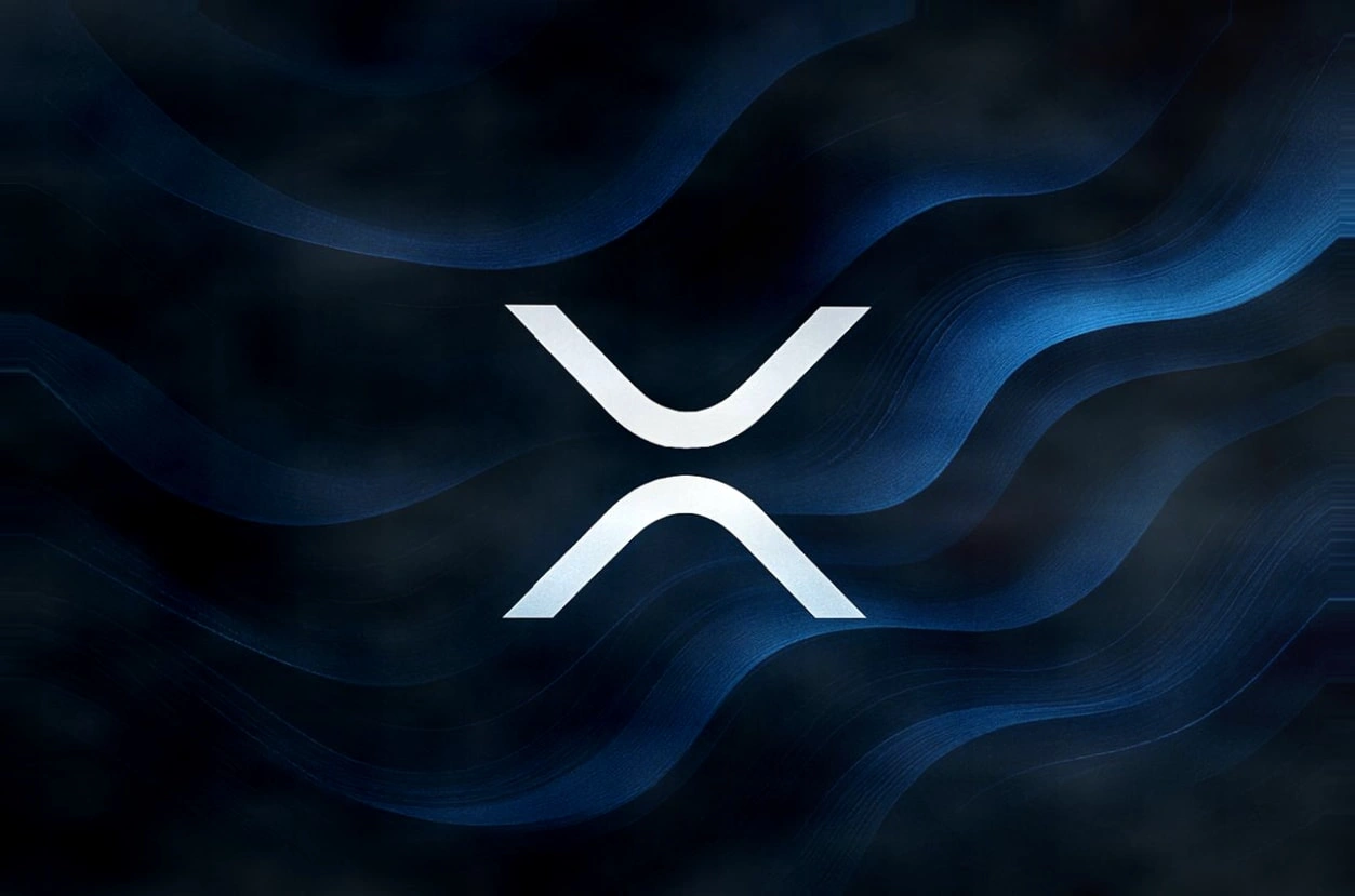 XRP价格逼近关键突破点：三角形态即将抉择，$1.38成多空分水岭