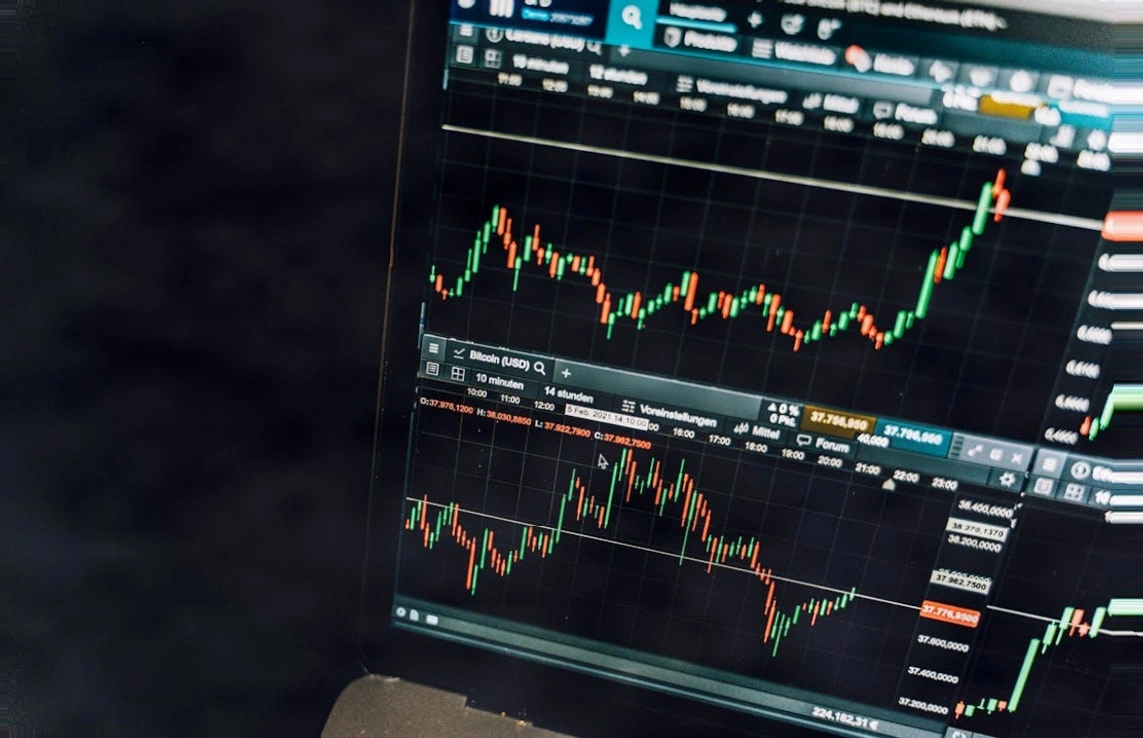 Solana回调超31%，Dogecoin逼近关键支撑，BlockDAG多平台同步上线插图
