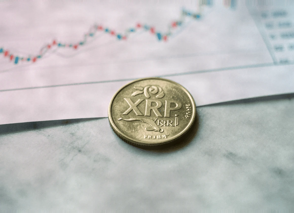 XRP价格能否重回1.5美元？流动性创新低下的市场分析