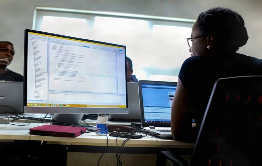 POEM框架：Tomi Davies如何评估非洲科技投资潜力插图1