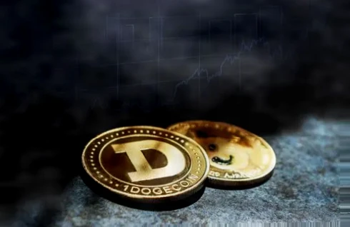 Dogecoin Price Prediction: Analyst Targets $2.80, Eyes 1.618 Fibonacci Level
